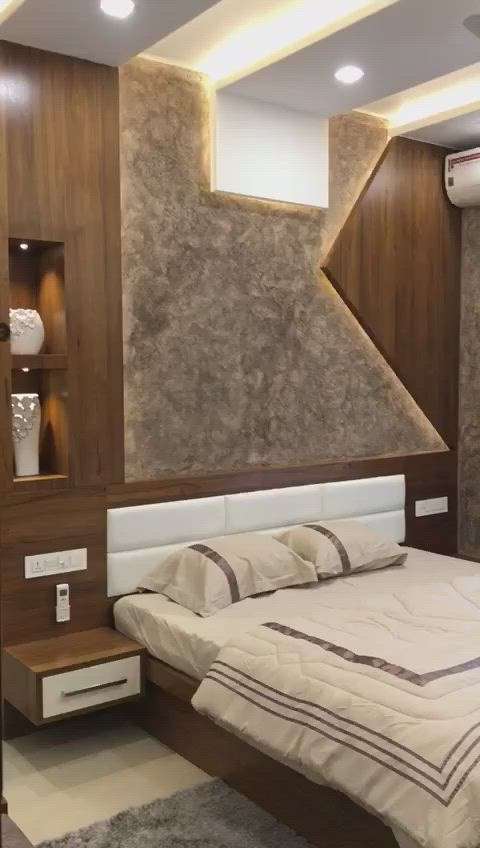 Bedroom Designs by Contractor Er Akash Khokhar, Ghaziabad | Kolo