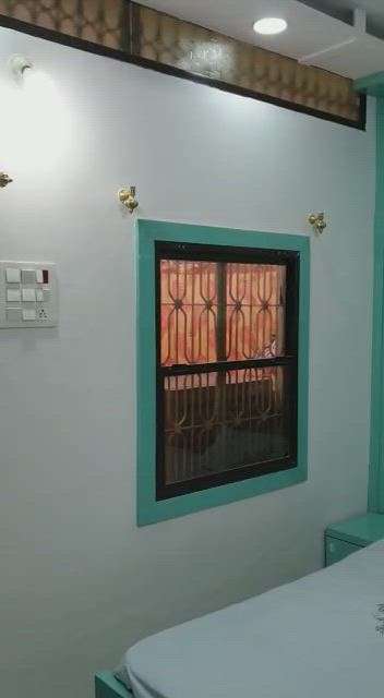 Window, Bedroom Designs by Carpenter Rehan Hussain, Bhopal | Kolo