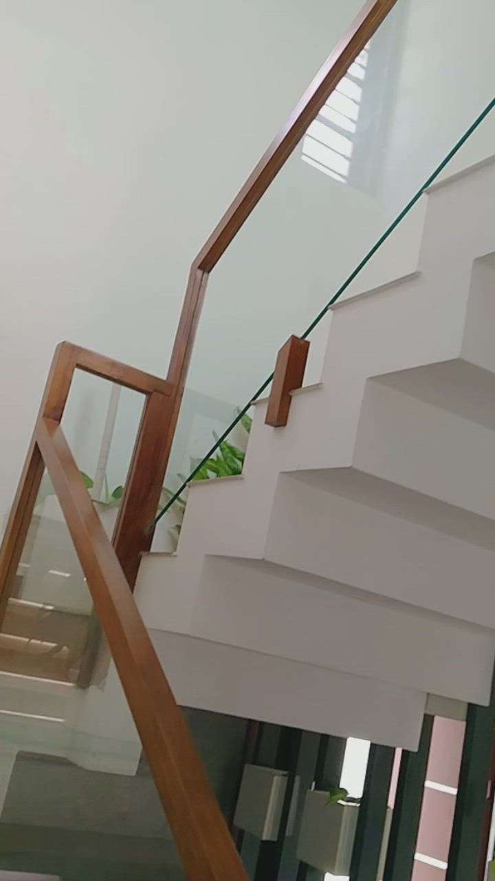 Staircase Designs by Glazier sudheer maliyekkal, Ernakulam | Kolo