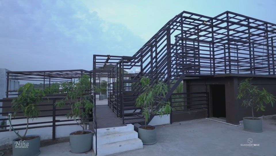 Roof Designs by Interior Designer SUMMERTONE  INTERIORS , Malappuram | Kolo