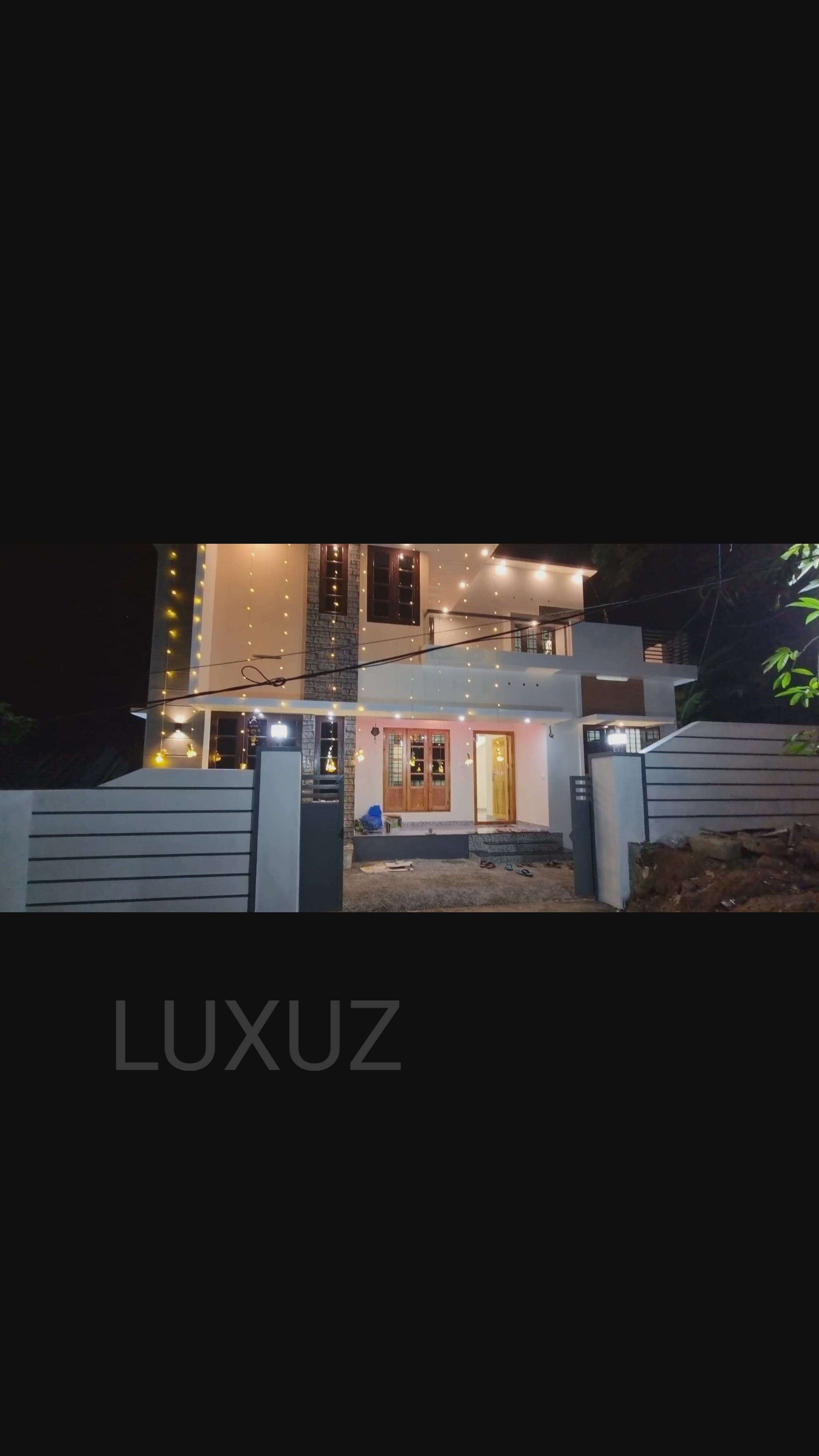 Exterior, Ceiling, Staircase, Bathroom Designs by Civil Engineer LUXUZ  BUILDERS , Thiruvananthapuram | Kolo