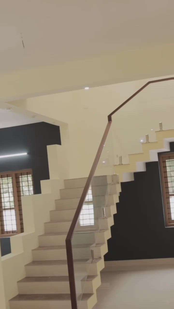 Staircase, Bathroom Designs by Civil Engineer RAHUL CHANDRAN, Thiruvananthapuram | Kolo