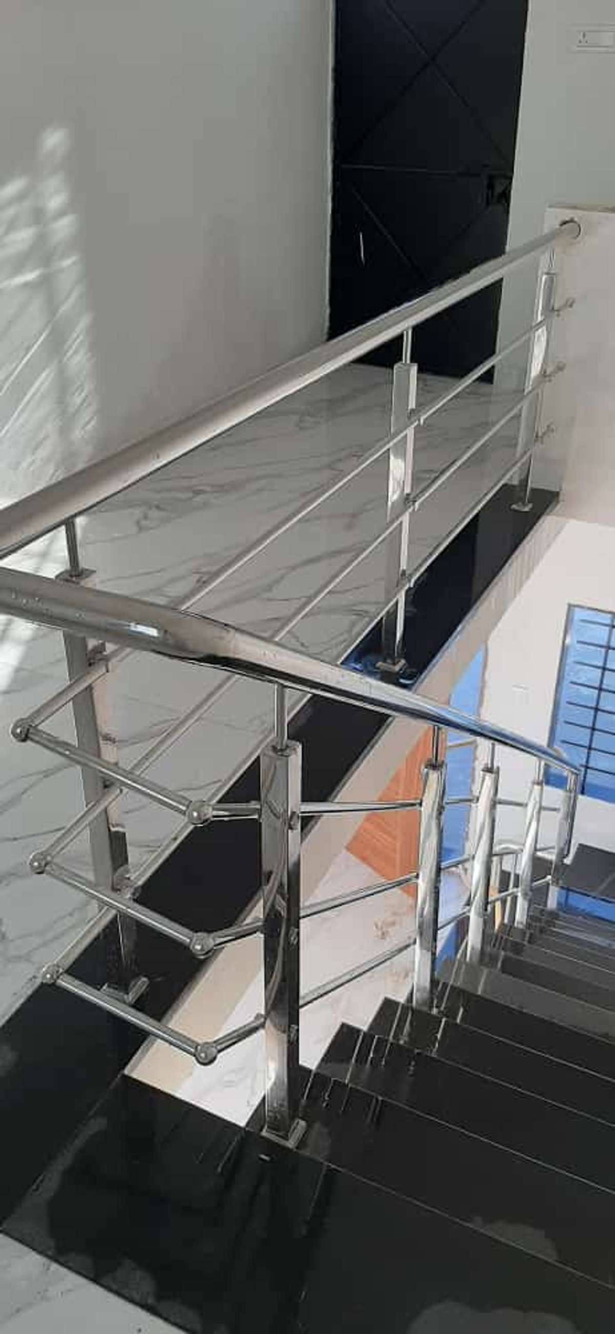 Staircase Designs by Glazier Parvez Khan, Indore | Kolo