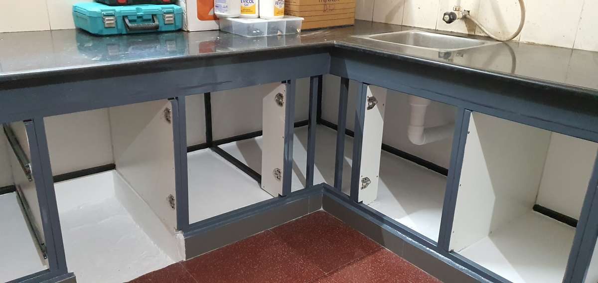kitchen renovation 2020 #ClosedKitchen  #LShapeKitchen  #KitchenRenovation #ModularKitchen  #KitchenInterior
