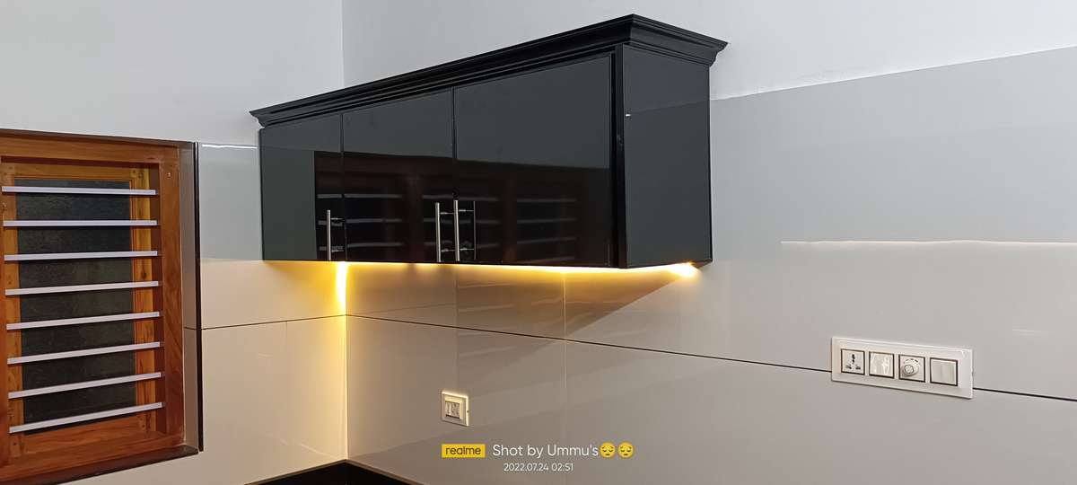 Bathroom Designs by Interior Designer nawas cm, Kannur Kolo