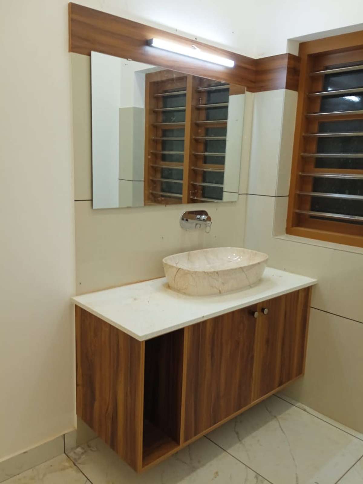 Bathroom Designs by Carpenter Biju Kp, Kannur Kolo
