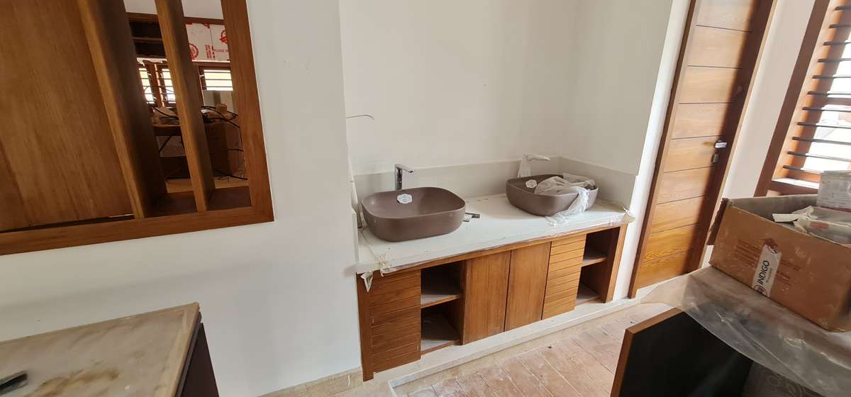 Bathroom Designs by Interior Designer Sabid Sachu, Kozhikode Kolo