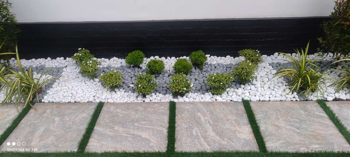 Outdoor Designs by Gardening & Landscaping Hariraj V S, Kottayam Kolo
