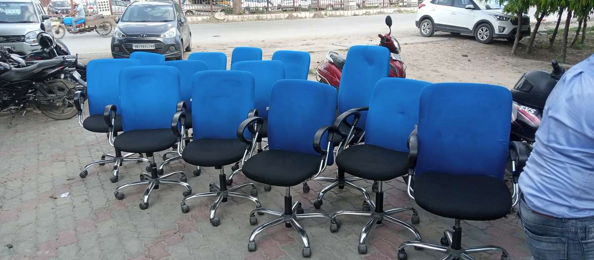 furniture-designs-by-service-provider-monish-ali-office-chair-sofa