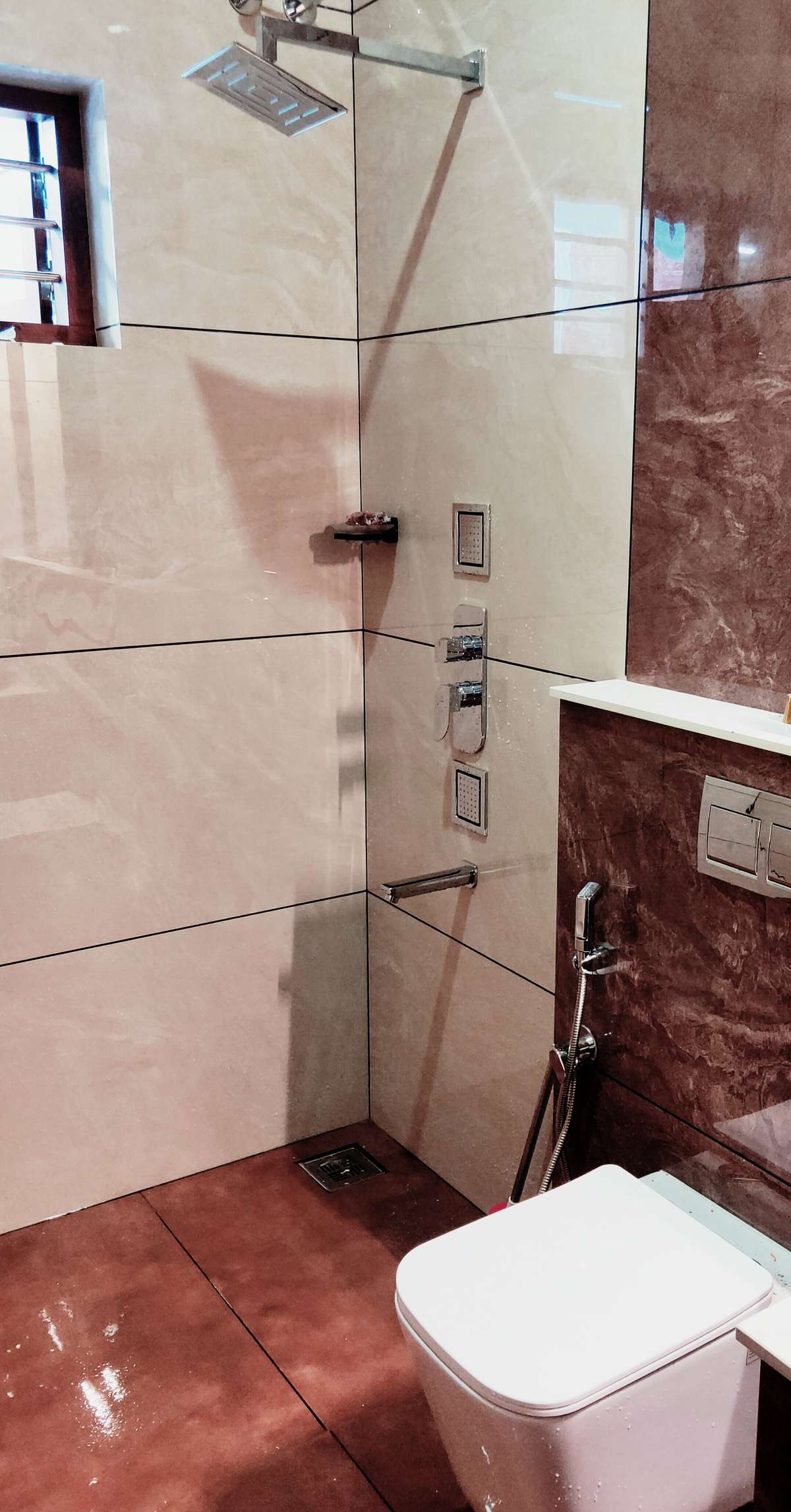 Bathroom Designs by Plumber Sanal Lorance, Kozhikode Kolo