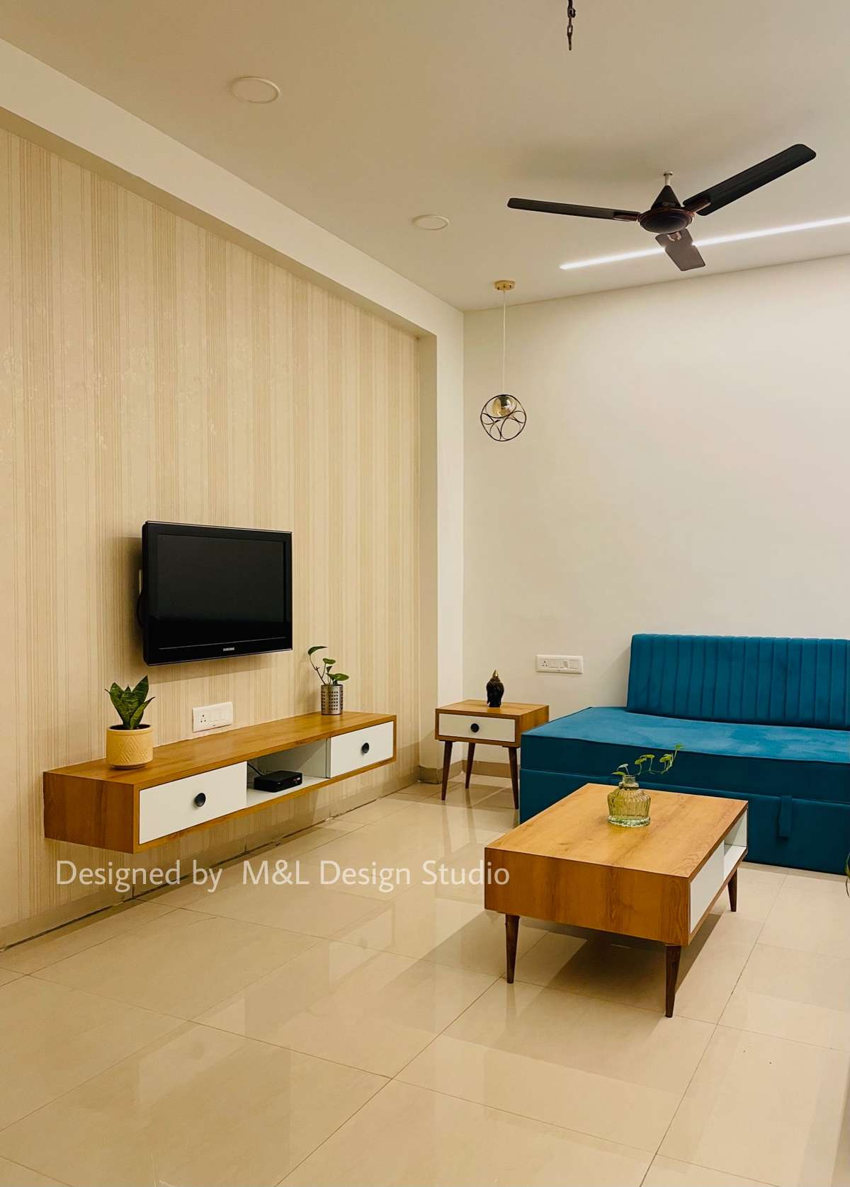 Recent Minimalist Living space Design by M&L Design Studio.
at South tukoganj Indore
Dm for Any inquiry and affordable home interior solution.
.
.
.
 #LivingroomDesigns #livingspace #LivingRoomSofa #LivingRoomWallPaper #drawingroom #HomeDecor #homeinteriordesign #homedecoration #indoreinterior
 #indorehouse