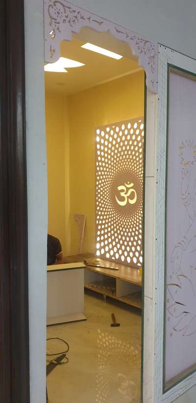 Lighting, Prayer Room, Storage Designs by Contractor MAINPAL  YADAV , Gurugram | Kolo