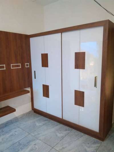 Flooring, Storage Designs by Carpenter ഹിന്ദി Carpenters  99 272 888 82, Ernakulam | Kolo