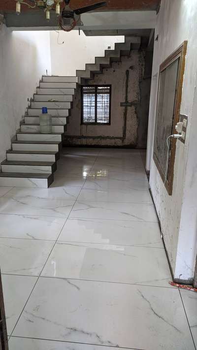 Flooring, Staircase Designs by Contractor kannan Ramasamy, Thrissur | Kolo