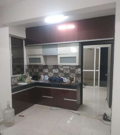 Kitchen, Lighting, Flooring, Storage Designs by Home Owner Mr farman khan carpenter farman, Gurugram | Kolo