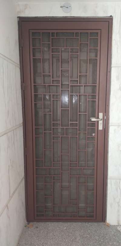 Door Designs by Contractor Umar Saifi, Gautam Buddh Nagar | Kolo