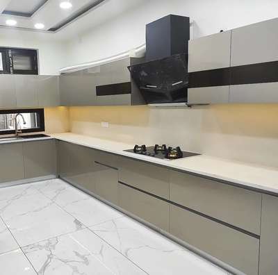 Kitchen, Lighting, Storage Designs by Interior Designer MAJESTIC INTERIORS тДв, Faridabad | Kolo