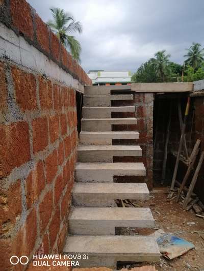 Staircase Designs by Contractor safvan safvan ck, Malappuram | Kolo