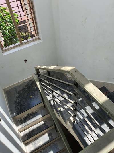 Staircase Designs by Contractor Anand  raj, Alappuzha | Kolo