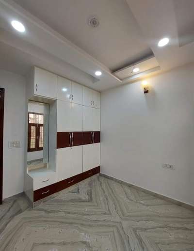 Ceiling, Lighting, Storage Designs by Contractor RR construction, Delhi | Kolo