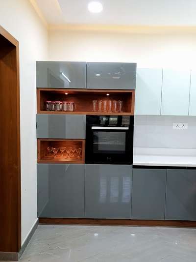 Kitchen, Storage Designs by Carpenter Mohd Umar, Faridabad | Kolo