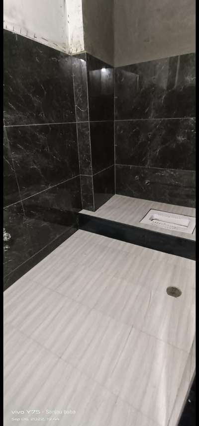 Bathroom Designs by Flooring Aasim Patel, Ujjain | Kolo