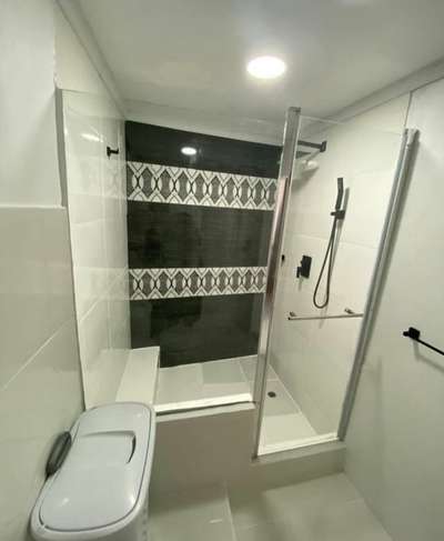 Bathroom Designs by Contractor Sandeep Shukla, Bhopal | Kolo