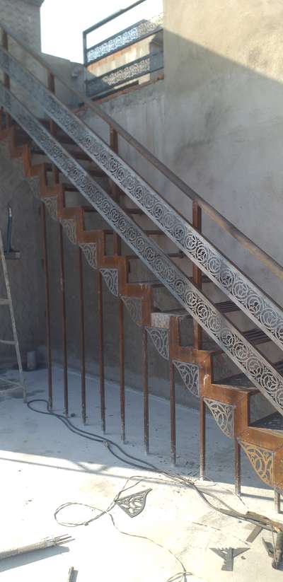 Staircase Designs by Fabrication & Welding Ansar Husain, Ujjain | Kolo