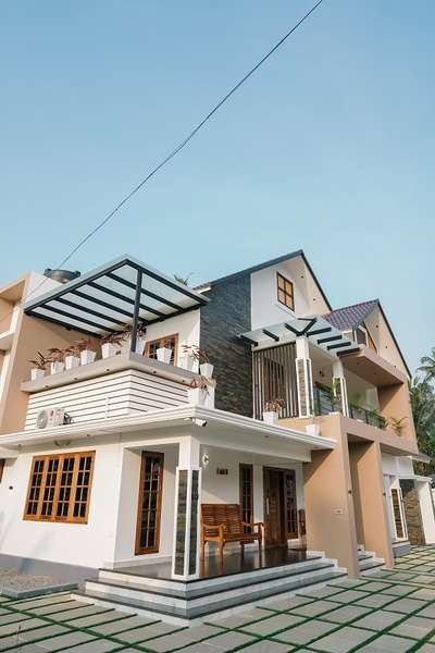 Exterior Designs by Contractor Rishisivan Sivan, Ernakulam | Kolo