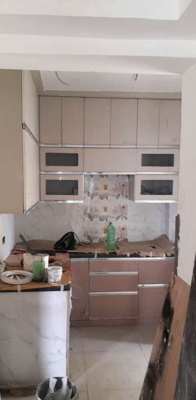 Kitchen, Storage Designs by Carpenter Nadeem Ahmad, Ghaziabad | Kolo