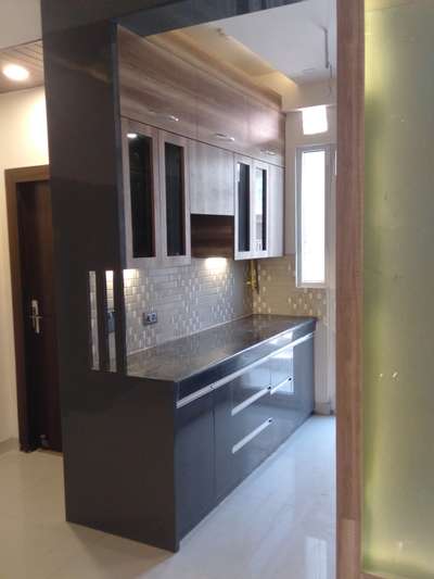 Kitchen, Storage Designs by Carpenter Islam Khan saifi, Ghaziabad | Kolo
