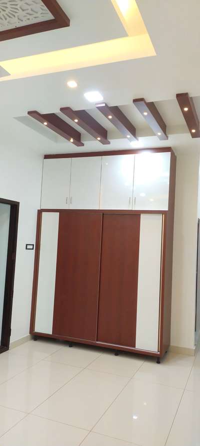 Ceiling, Lighting, Storage, Flooring Designs by Interior Designer ഉദയൻ  uu, Thrissur | Kolo