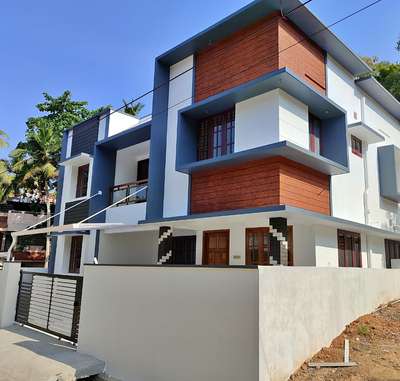 Exterior Designs by Contractor Rolamin Sadhukhan, Kollam | Kolo