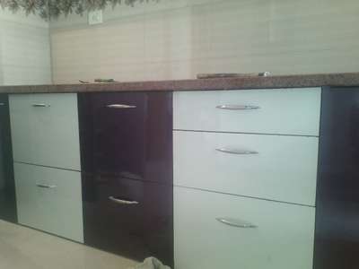 Kitchen, Storage Designs by Carpenter Govind Vishwakarma, Bhopal | Kolo