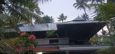Roof Designs by Contractor jayalal kaippara, Thrissur | Kolo