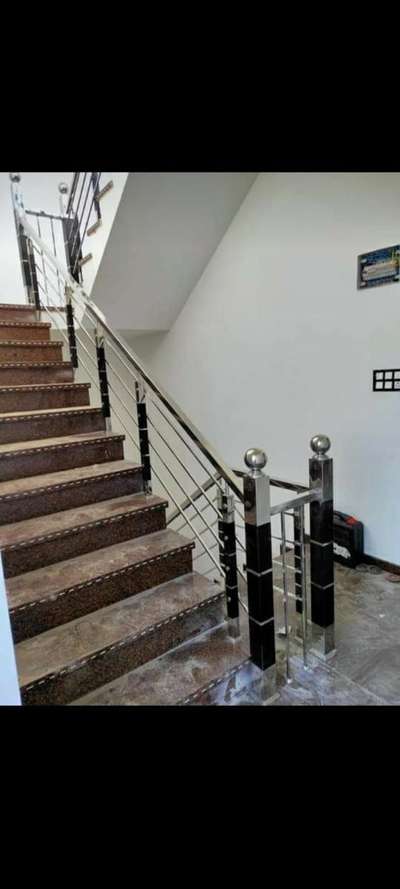 Staircase Designs by Carpenter Parkash Kumawat, Sikar | Kolo