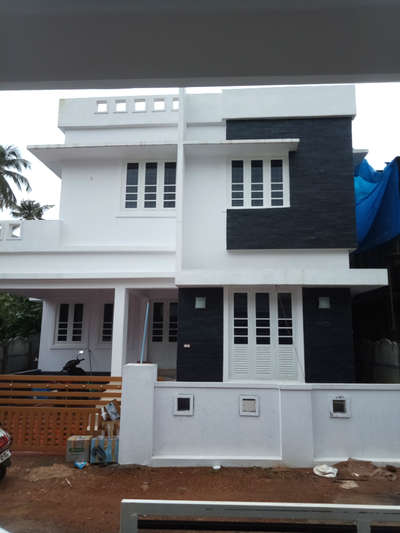 Exterior Designs by Contractor kuriappan C J, Thrissur | Kolo