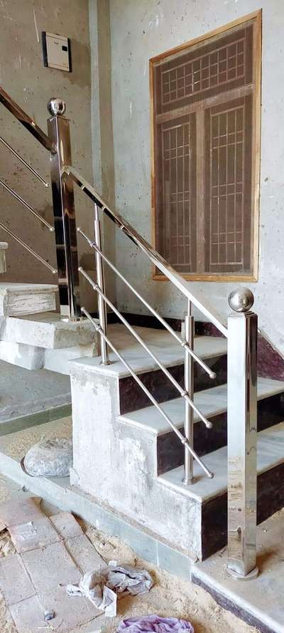 Staircase Designs by Fabrication & Welding navajish saifi, Noida | Kolo