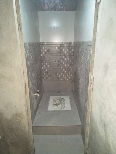 Bathroom Designs by Contractor Chandrakant Yadav, Bhopal | Kolo