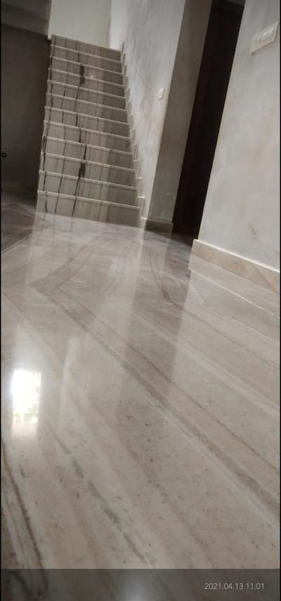 Flooring, Staircase Designs by Contractor HEAVEN  DESIGNS, Kozhikode | Kolo