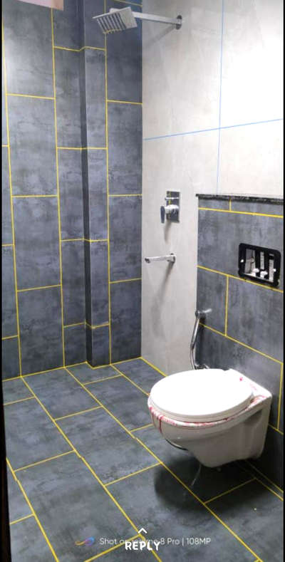 Bathroom Designs by Flooring Maqsood shah, Indore | Kolo
