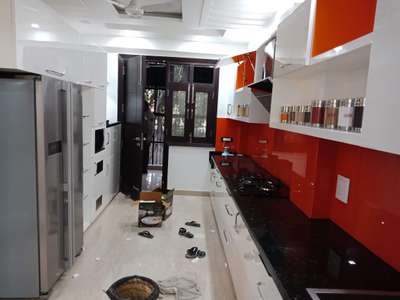 Kitchen, Storage, Window Designs by Contractor WORLD TECH  CONSTRUCTION COMPANY , Delhi | Kolo