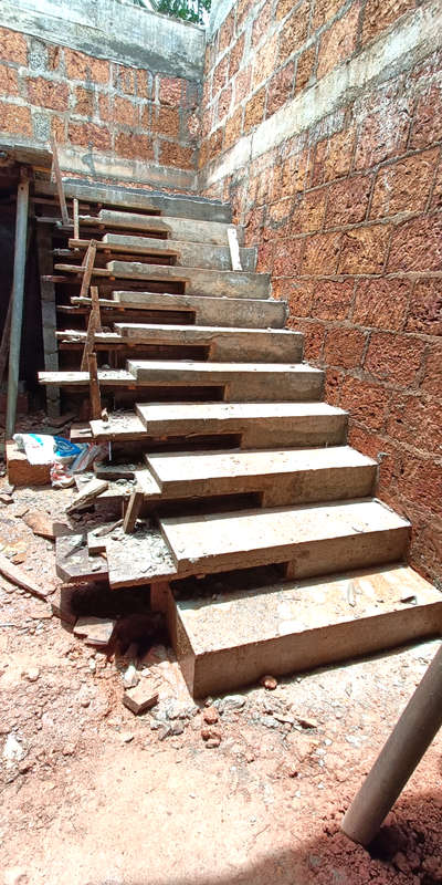 Staircase Designs by Contractor HAFEED  PERINGAVE , Kozhikode | Kolo