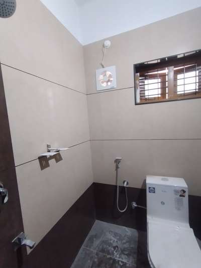 Bathroom Designs by Flooring jyothi kumar, Alappuzha | Kolo