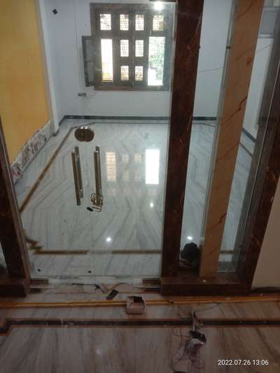 Home Decor, Flooring, Window, Wall Designs by Contractor Vajip Shekh, Indore | Kolo