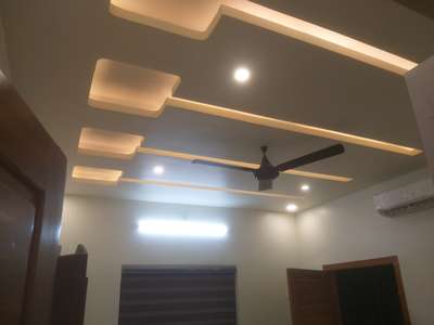 Ceiling, Lighting Designs by Contractor sharaf konni, Pathanamthitta | Kolo