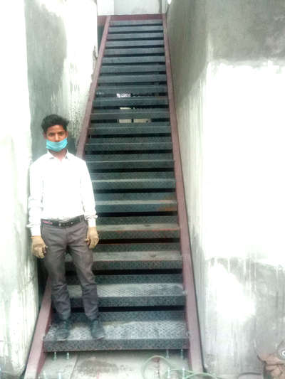 Staircase Designs by Fabrication & Welding MOHD MUSHAHID, Delhi | Kolo