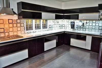 Kitchen, Lighting, Storage Designs by Contractor Sharuk  Shahul , Alappuzha | Kolo