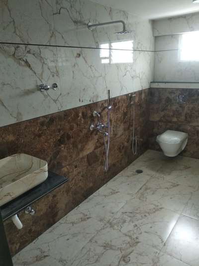 Bathroom Designs by Plumber mehfuz khan, Ujjain | Kolo