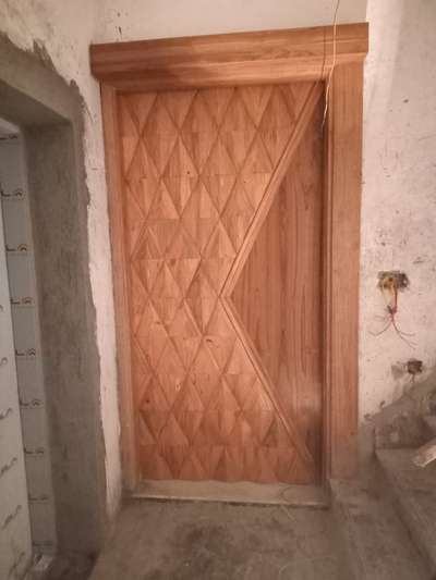 Door Designs by Carpenter Saddam saffi Saffi, Gurugram | Kolo